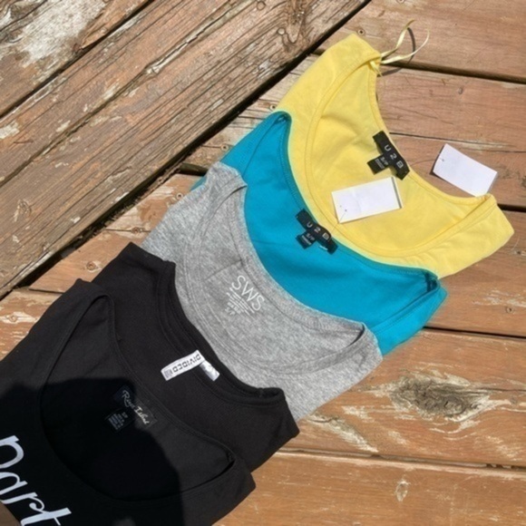 Crop Top Bundle - 5 Cropped T-Shirts - Picture 3 of 8